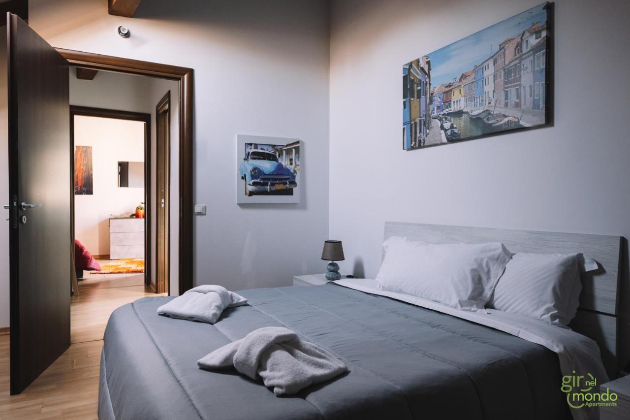 Giro Nel Mondo Apartments คาตาเนีย ภายนอก รูปภาพ